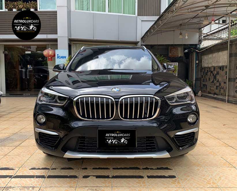 บริการเช่ารถหรู รถโบราณ รถคลาสสิค Retroluxcars.com